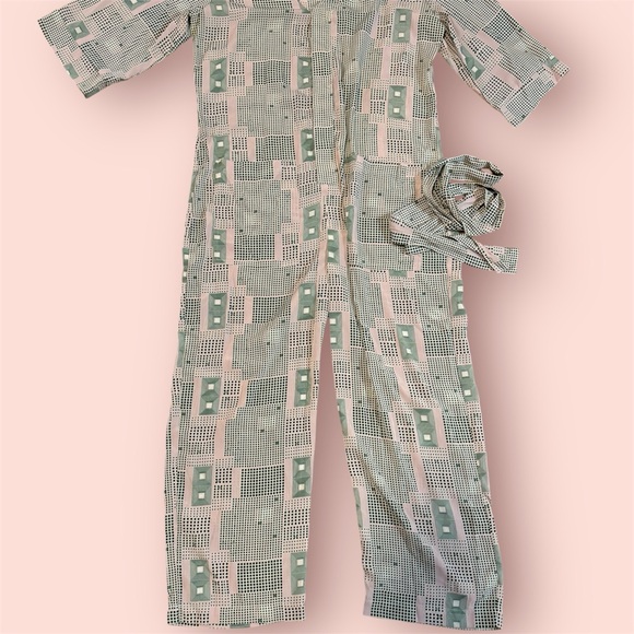 FRENCH MAUVE PINK AND GREEN GEOMETRIC JUMPSUIT WITH WAIST TIE SZ MEDIUM - Picture 5 of 6